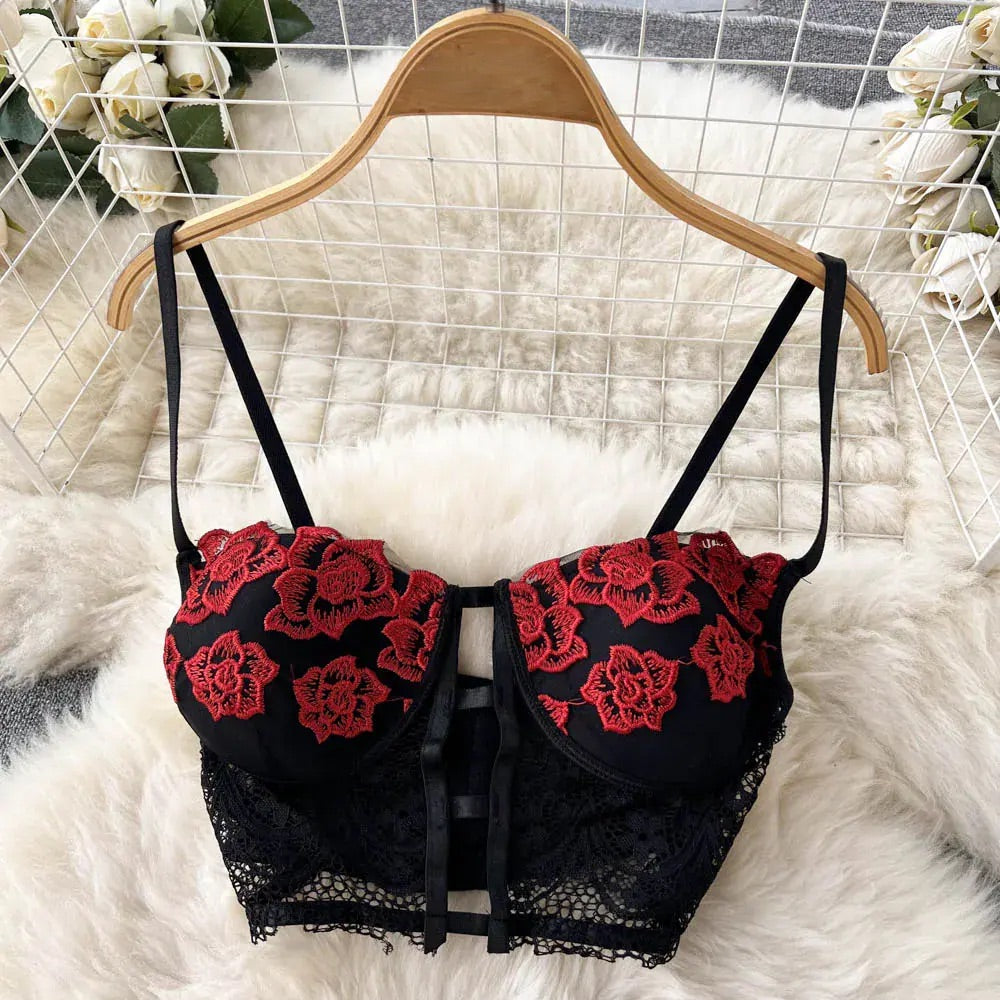 QUEEN OF ROSES LINGERIE SET